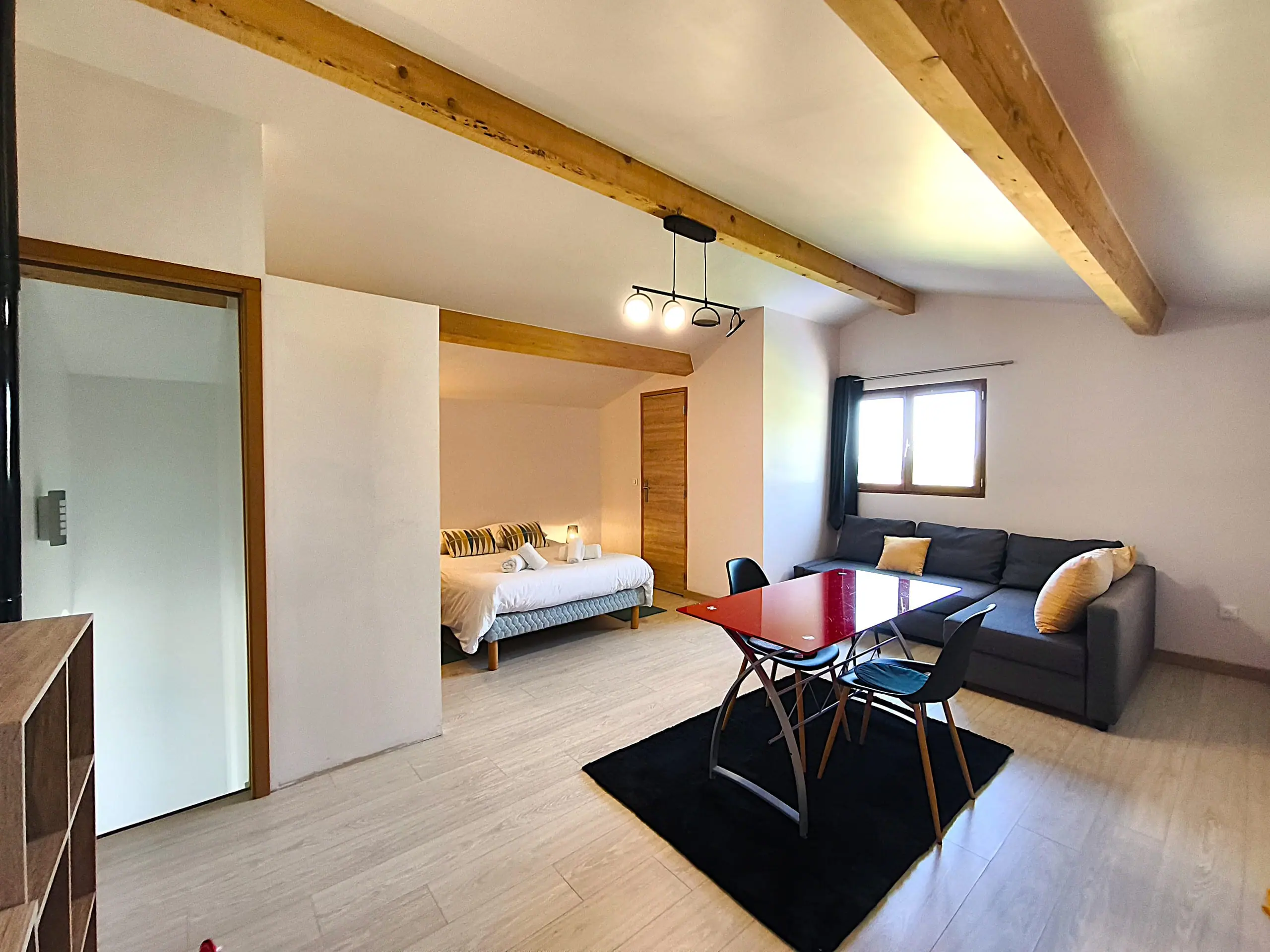 La suite 2 sous charpente apparente